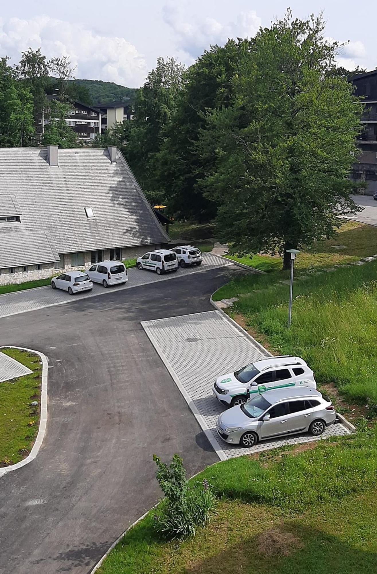 Appartamento Tisa Self Check In Plitvička Jezera Esterno foto